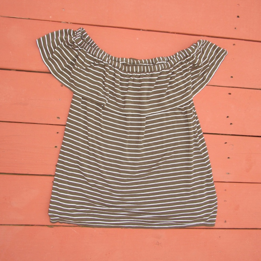 Off the Shoulder Stripped Top